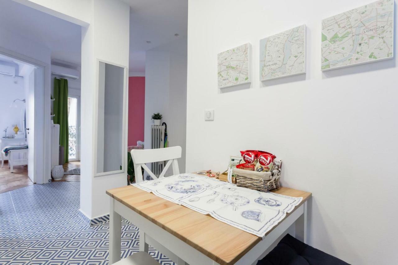 Retropolitan Living Athens Apartamento Exterior foto
