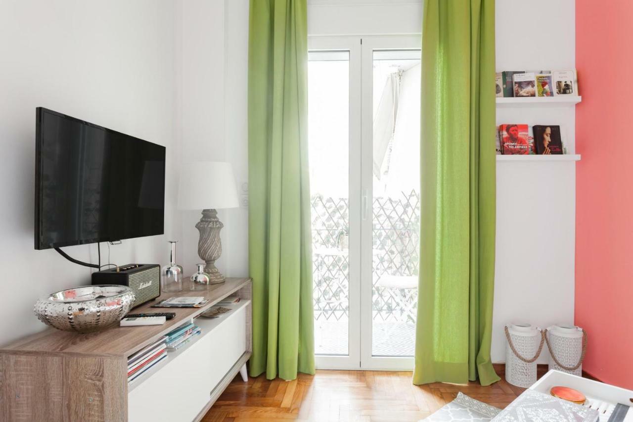 Retropolitan Living Athens Apartamento Exterior foto